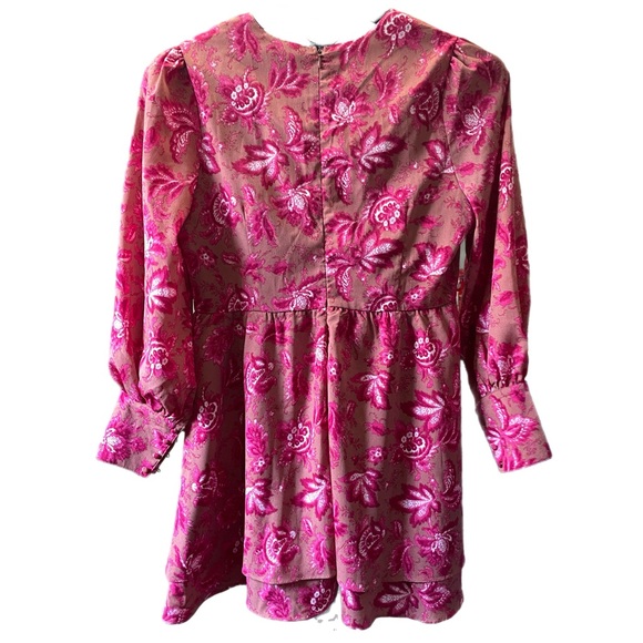 Showpo. NWOT I GOT MY REASONS DRESS IN PINK
PRINT size 8us - Picture 8 of 11